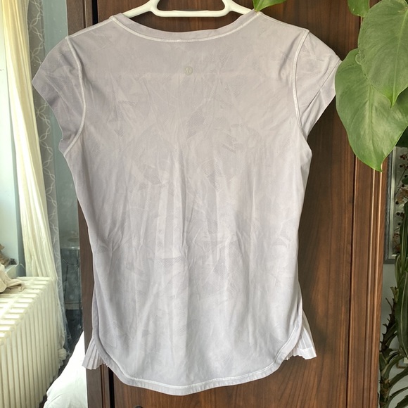 Vintage soft lululemon sheer panel tee - Picture 2 of 6